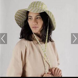 Baggu packable sun hat